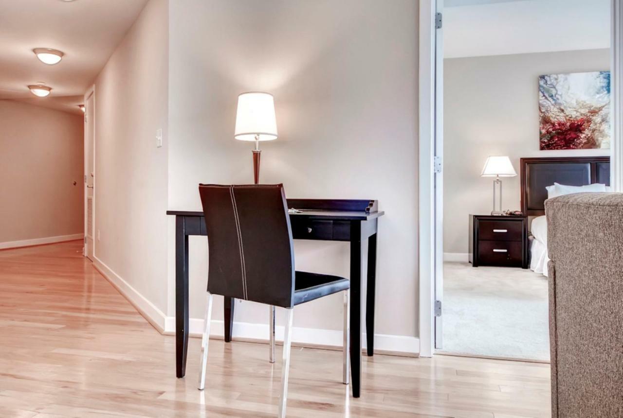 וושינגטון Bluebird Suites At Penn Quarter מראה חיצוני תמונה